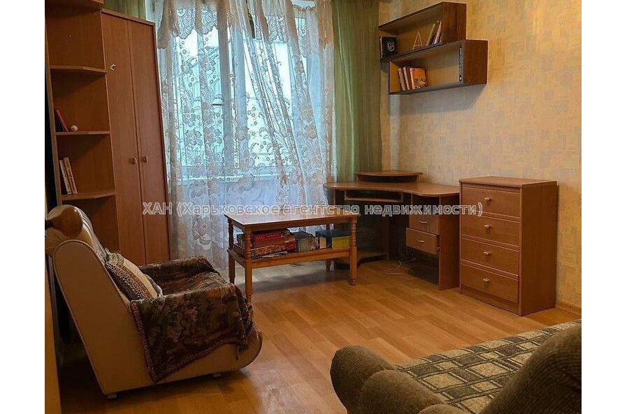 Продам квартиру, Академика Павлова ул. , 3 кім., 63.80 м², косметический ремонт 