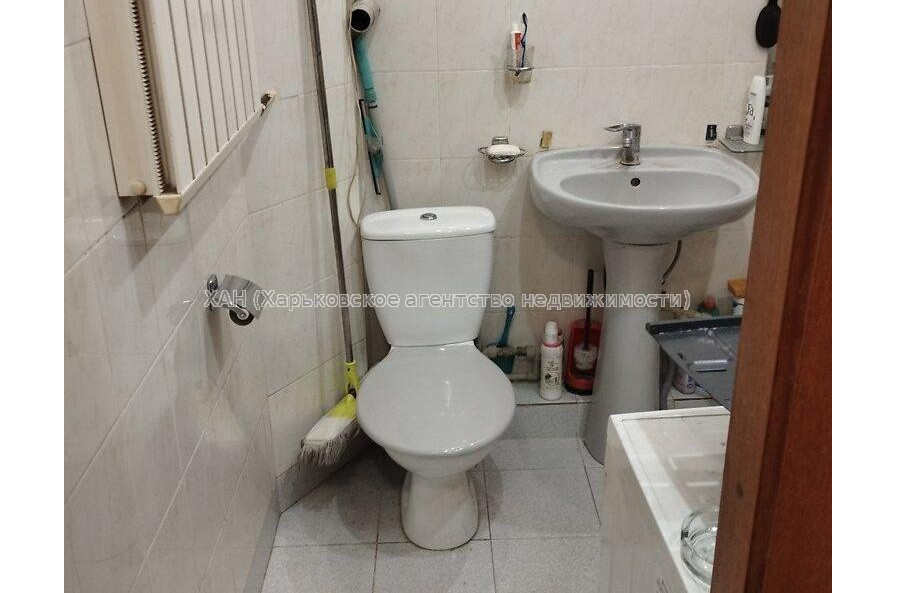 Продам квартиру, Потебни ул. , 1  ком., 42.30 м², капитальный ремонт 