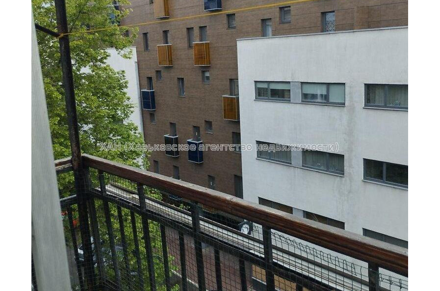 Продам квартиру, Потебни ул. , 1  ком., 42.30 м², капитальный ремонт 