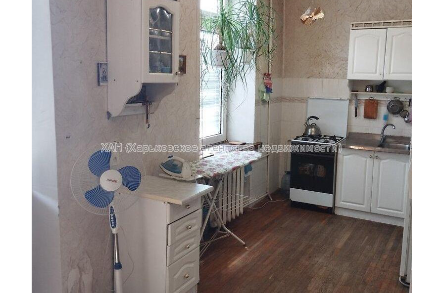 Продам квартиру, Потебни ул. , 1  ком., 42.30 м², капитальный ремонт 
