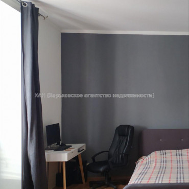 Продам квартиру, Переяславская ул. , 1  ком., 49.60 м², косметический ремонт 