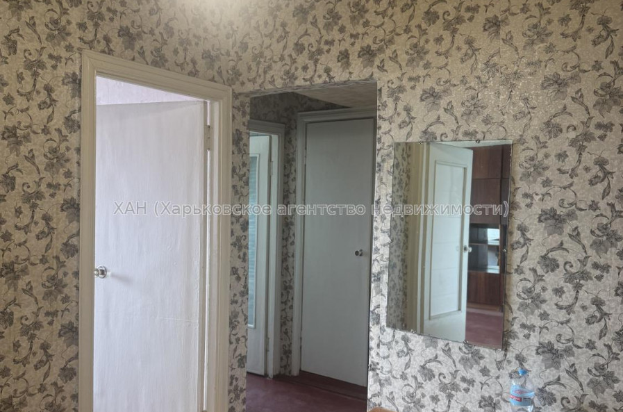 Продам квартиру, Аэрокосмический пр. , 90 , 3  ком., 61 м², без ремонта 