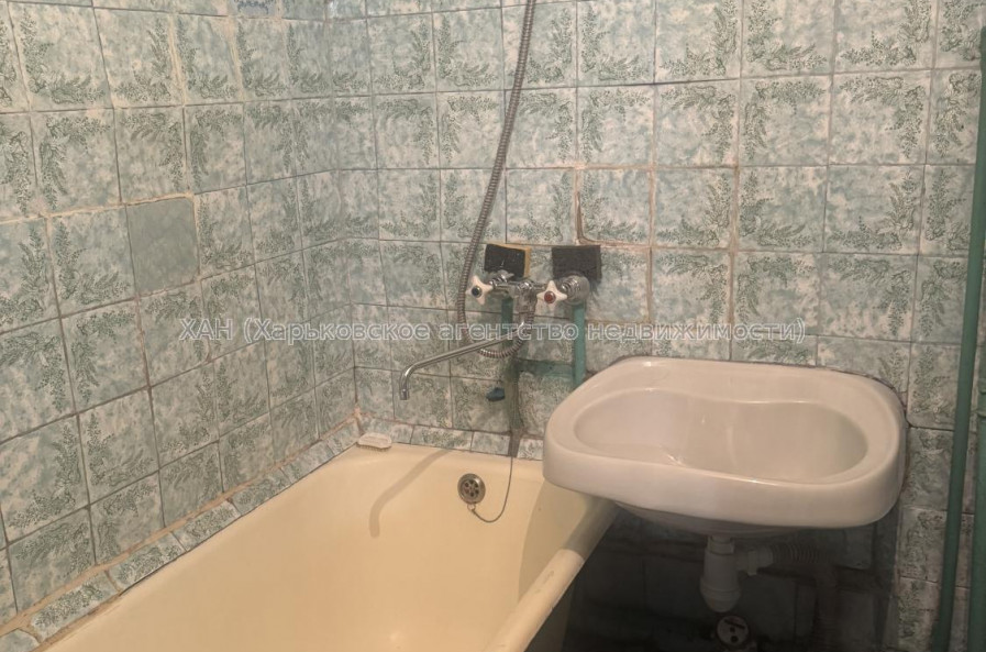 Продам квартиру, Аэрокосмический пр. , 90 , 3  ком., 61 м², без ремонта 