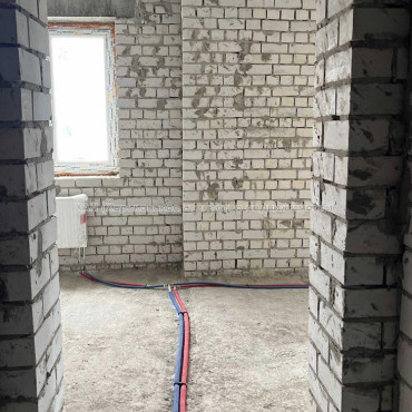 Продам квартиру, Лисаветинская ул. , 2 кім., 70 м², без внутренних работ 