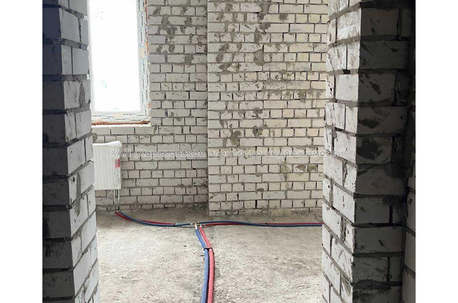 Продам квартиру, Лисаветинская ул. , 2 кім., 70 м², без внутренних работ 