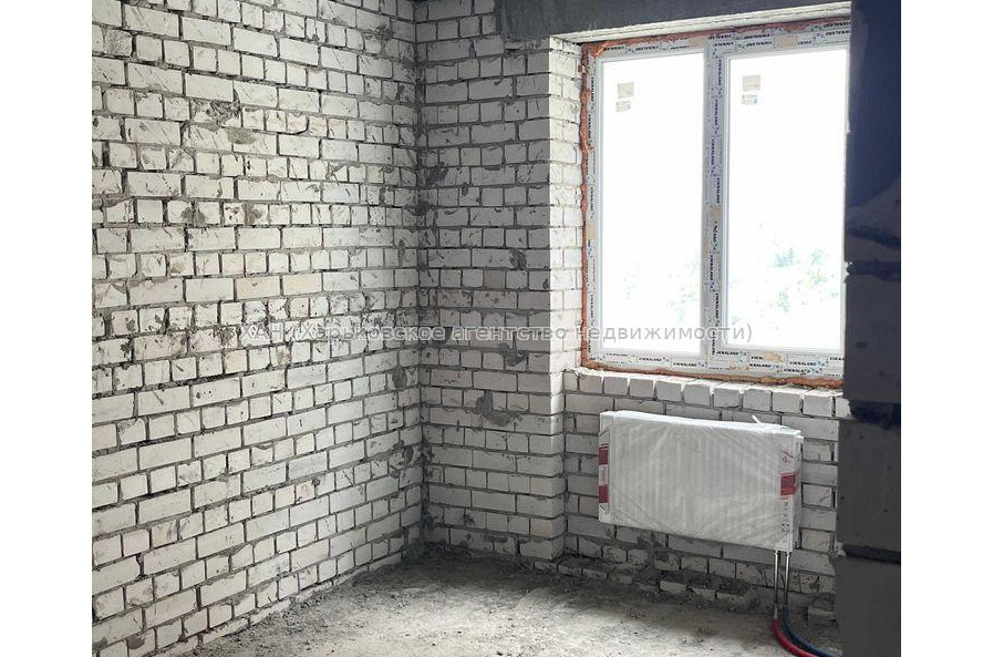 Продам квартиру, Лисаветинская ул. , 2 кім., 70 м², без внутренних работ 