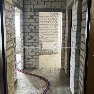 Продам квартиру, Лисаветинская ул. , 2 кім., 70 м², без внутренних работ 