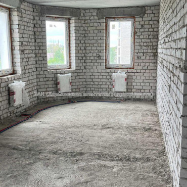 Продам квартиру, Лисаветинская ул. , 2 кім., 70 м², без внутренних работ 