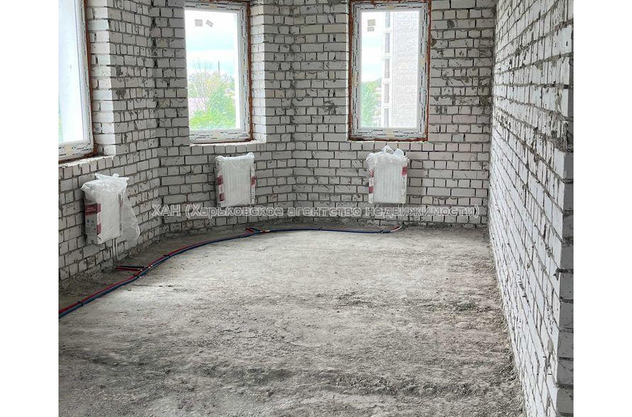 Продам квартиру, Лисаветинская ул. , 2 кім., 70 м², без внутренних работ 
