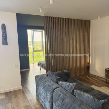 Продам квартиру, Мирная ул. , 2  ком., 59 м², евроремонт 