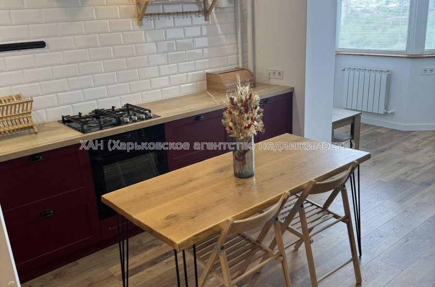 Продам квартиру, 2  ком., 59 м², евроремонт 
