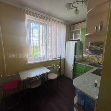 Продам квартиру, Пастера Луи ул. , 1  ком., 33 м², косметический ремонт 
