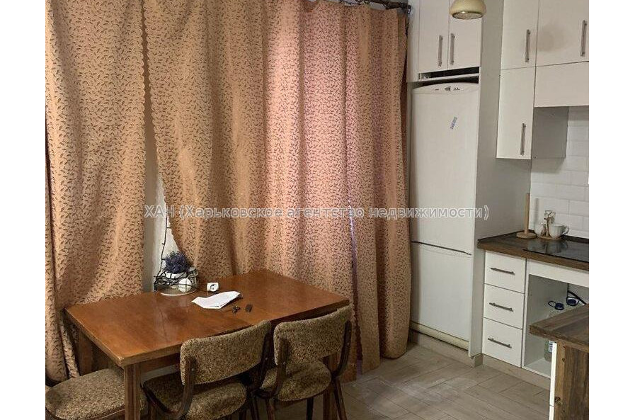 Продам квартиру, Большая Панасовская ул. , 1  ком., 31.30 м², капитальный ремонт 