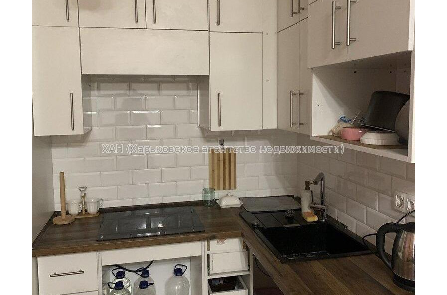 Продам квартиру, Большая Панасовская ул. , 1  ком., 31.30 м², капитальный ремонт 