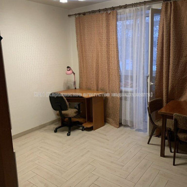 Продам квартиру, Большая Панасовская ул. , 1  ком., 31.30 м², капитальный ремонт 