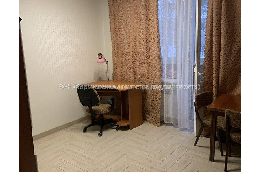 Продам квартиру, Большая Панасовская ул. , 1  ком., 31.30 м², капитальный ремонт 