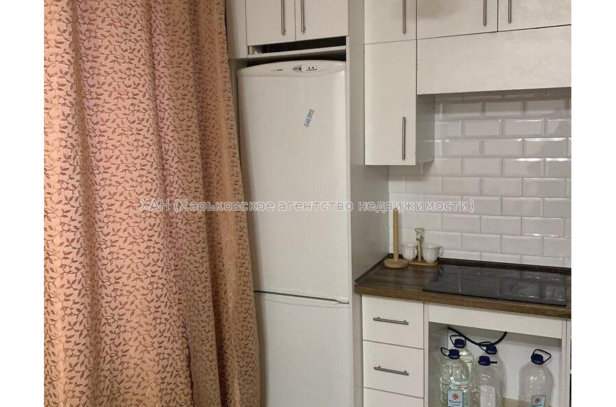 Продам квартиру, Большая Панасовская ул. , 1  ком., 31.30 м², капитальный ремонт 