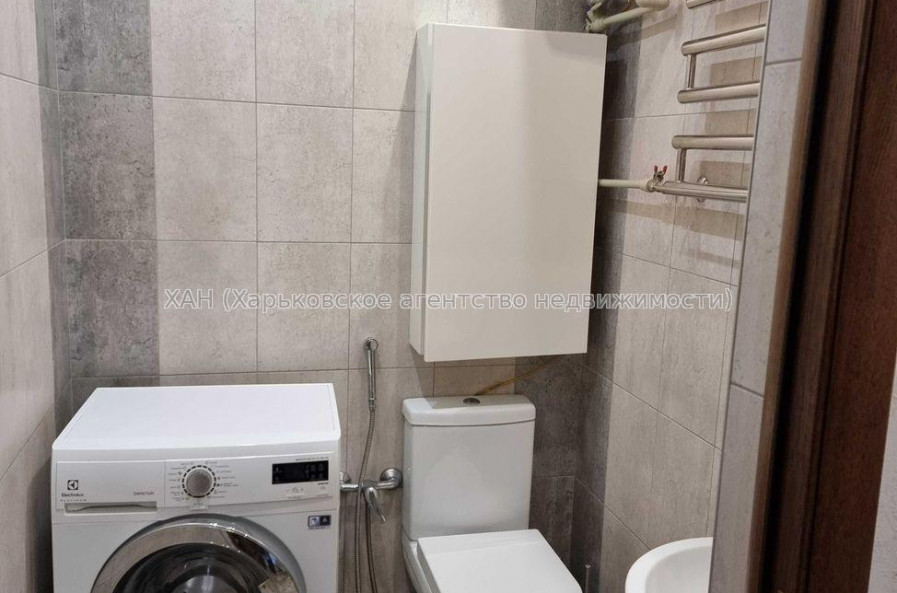 Продам квартиру, Дача 55 ул. , 3  ком., 84 м², капитальный ремонт 