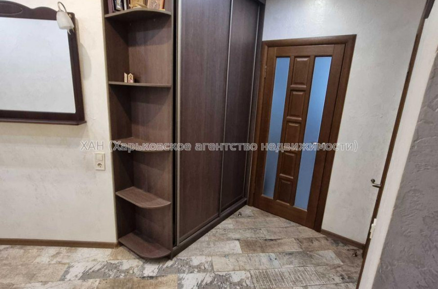 Продам квартиру, Дача 55 ул. , 3  ком., 84 м², капитальный ремонт 