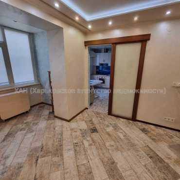 Продам квартиру, Дача 55 ул. , 3 кім., 84 м², капитальный ремонт 