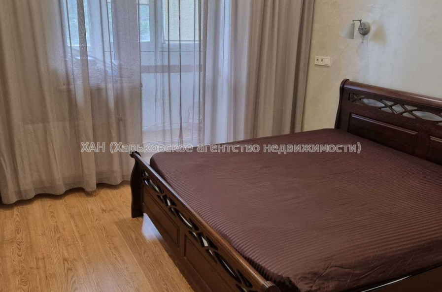 Продам квартиру, Дача 55 ул. , 3  ком., 84 м², капитальный ремонт 
