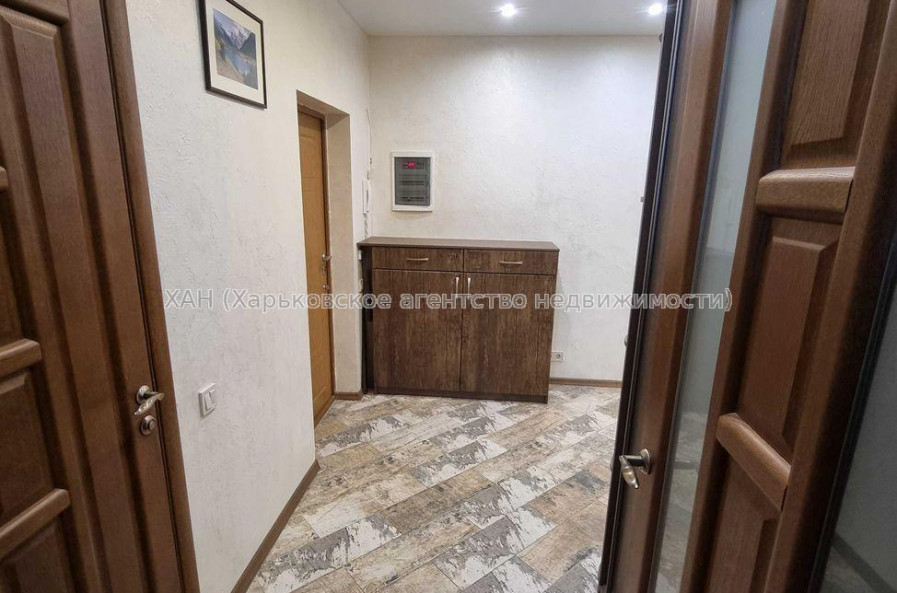 Продам квартиру, Дача 55 ул. , 3  ком., 84 м², капитальный ремонт 