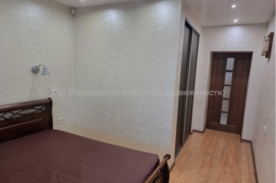 Продам квартиру, Дача 55 ул. , 3  ком., 84 м², капитальный ремонт 