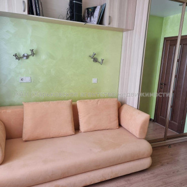 Продам квартиру, Дача 55 ул. , 3  ком., 84 м², капитальный ремонт 