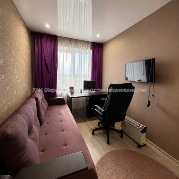 Продам квартиру, Павла Тычины ул. , 2  ком., 52.60 м², евроремонт 