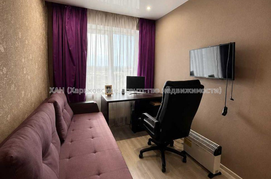 Продам квартиру, Павла Тычины ул. , 2  ком., 52.60 м², евроремонт 