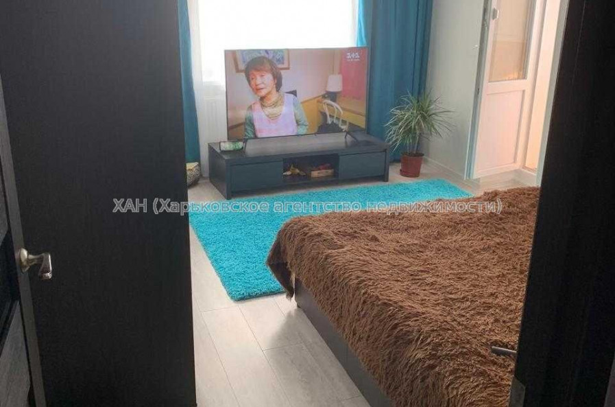 Продам квартиру, Павла Тычины ул. , 2  ком., 52.60 м², евроремонт 