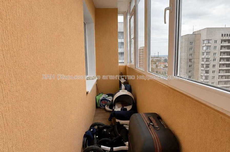 Продам квартиру, Павла Тычины ул. , 2  ком., 52.60 м², евроремонт 