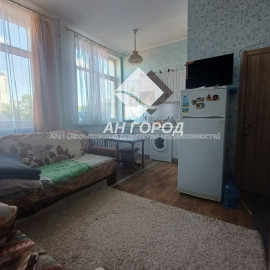 Продам квартиру, Павловская ул. , 5 , 1 кім., 24 м², капитальный ремонт