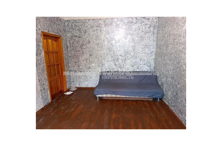 Продам квартиру, Мирная ул. , 1 кім., 37 м², косметический ремонт 