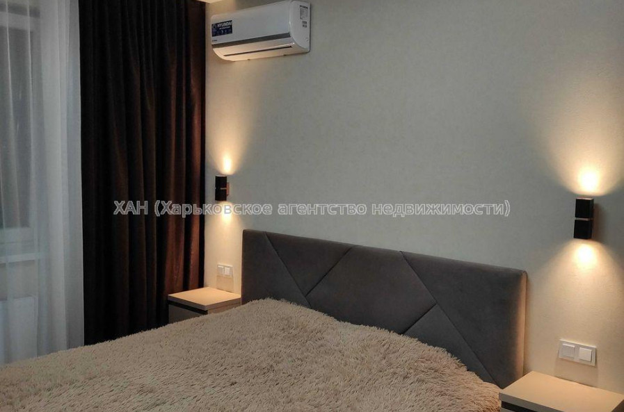 Продам квартиру, Драгоманова ул. , 2 кім., 56 м², евроремонт 