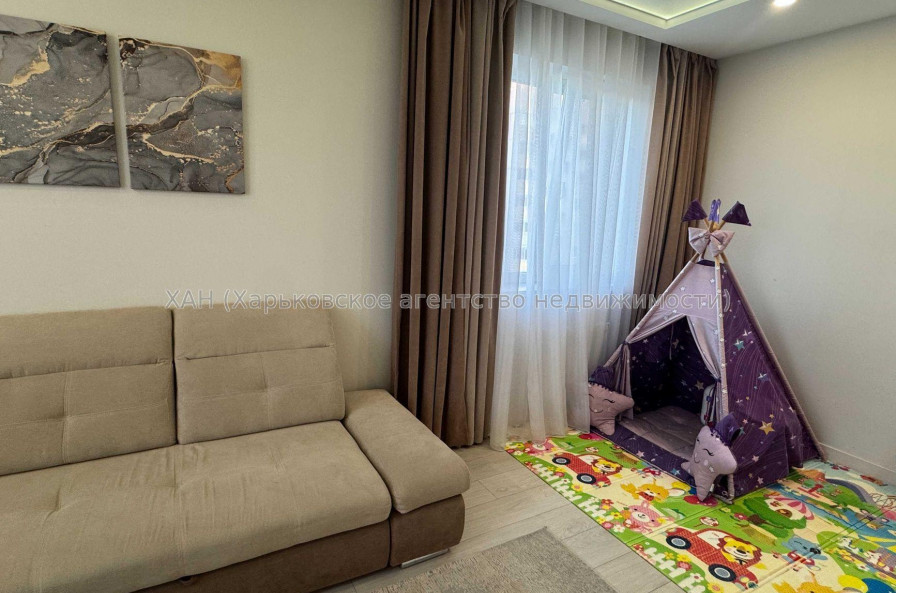 Продам квартиру, Драгоманова ул. , 2 кім., 56 м², евроремонт 