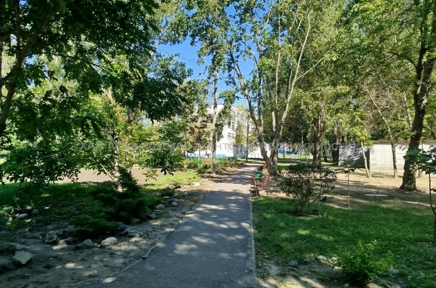 Продам квартиру, Болградская ул. , 3 кім., 71 м², евроремонт 