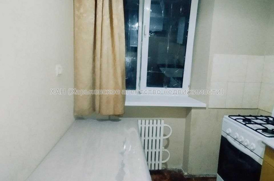 Продам квартиру, Душкина ул. , 2 кім., 43 м², советский ремонт 