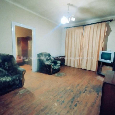 Продам квартиру, Душкина ул. , 2 кім., 43 м², советский ремонт 
