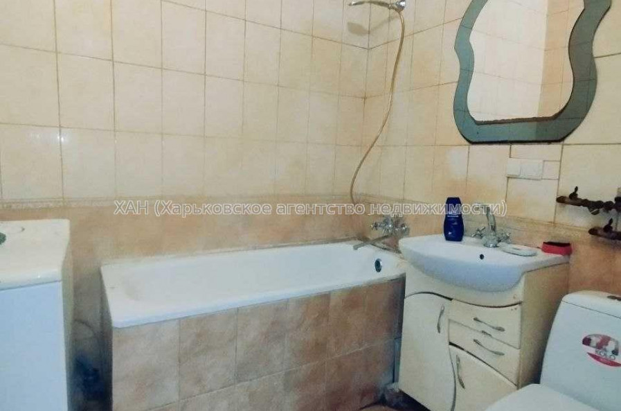 Продам квартиру, Душкина ул. , 2 кім., 43 м², советский ремонт 