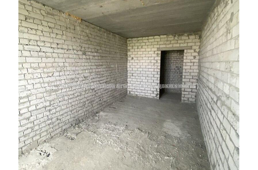 Продам квартиру, Непокоренных ул. , 1 кім., 50 м², без внутренних работ 