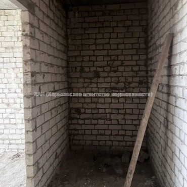 Продам квартиру, Непокоренных ул. , 1 кім., 50 м², без внутренних работ 