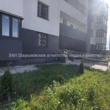 Продам квартиру, Непокоренных ул. , 1 кім., 50 м², без внутренних работ 