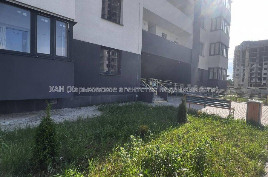 Продам квартиру, Непокоренных ул. , 1 кім., 50 м², без внутренних работ 