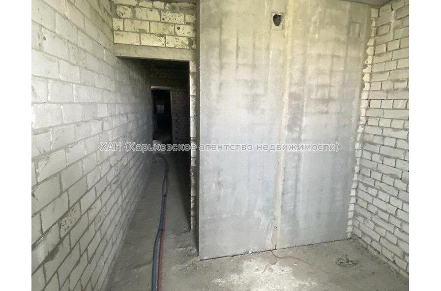 Продам квартиру, Непокоренных ул. , 1 кім., 50 м², без внутренних работ 
