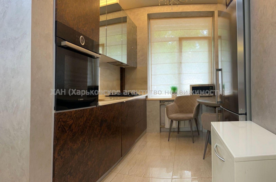 Продам квартиру, Данилевского ул. , 2 кім., 52 м², авторский дизайн 