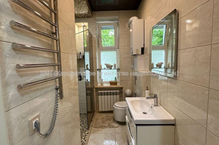 Продам квартиру, Данилевского ул. , 2 кім., 52 м², авторский дизайн 