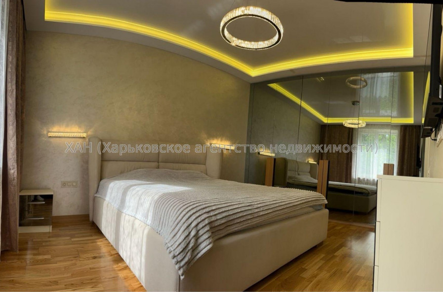 Продам квартиру, Данилевского ул. , 2 кім., 52 м², авторский дизайн 