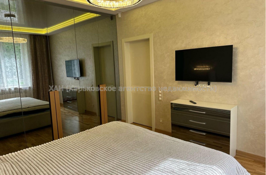 Продам квартиру, Данилевского ул. , 2 кім., 52 м², авторский дизайн 
