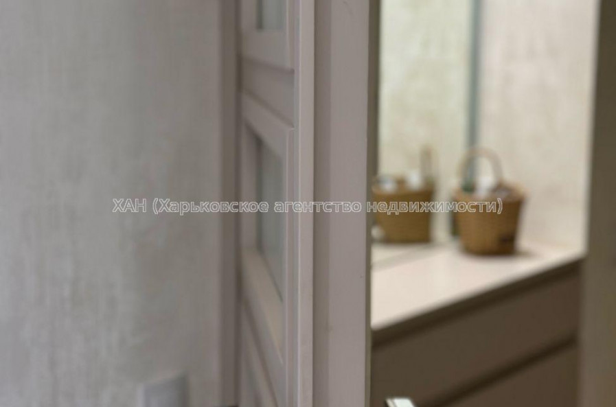 Продам квартиру, Героев Харькова просп. , 2 кім., 68 м², авторский дизайн 
